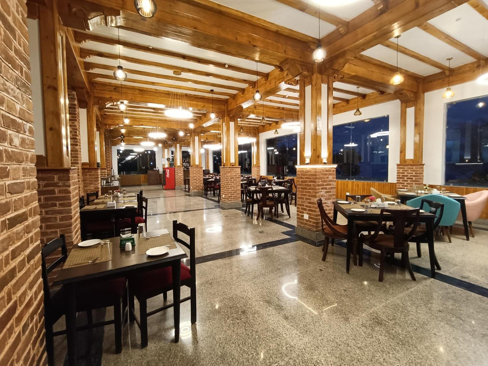 Hotel Chautari Pvt Ltd Nagarkot Eksteriør bilde