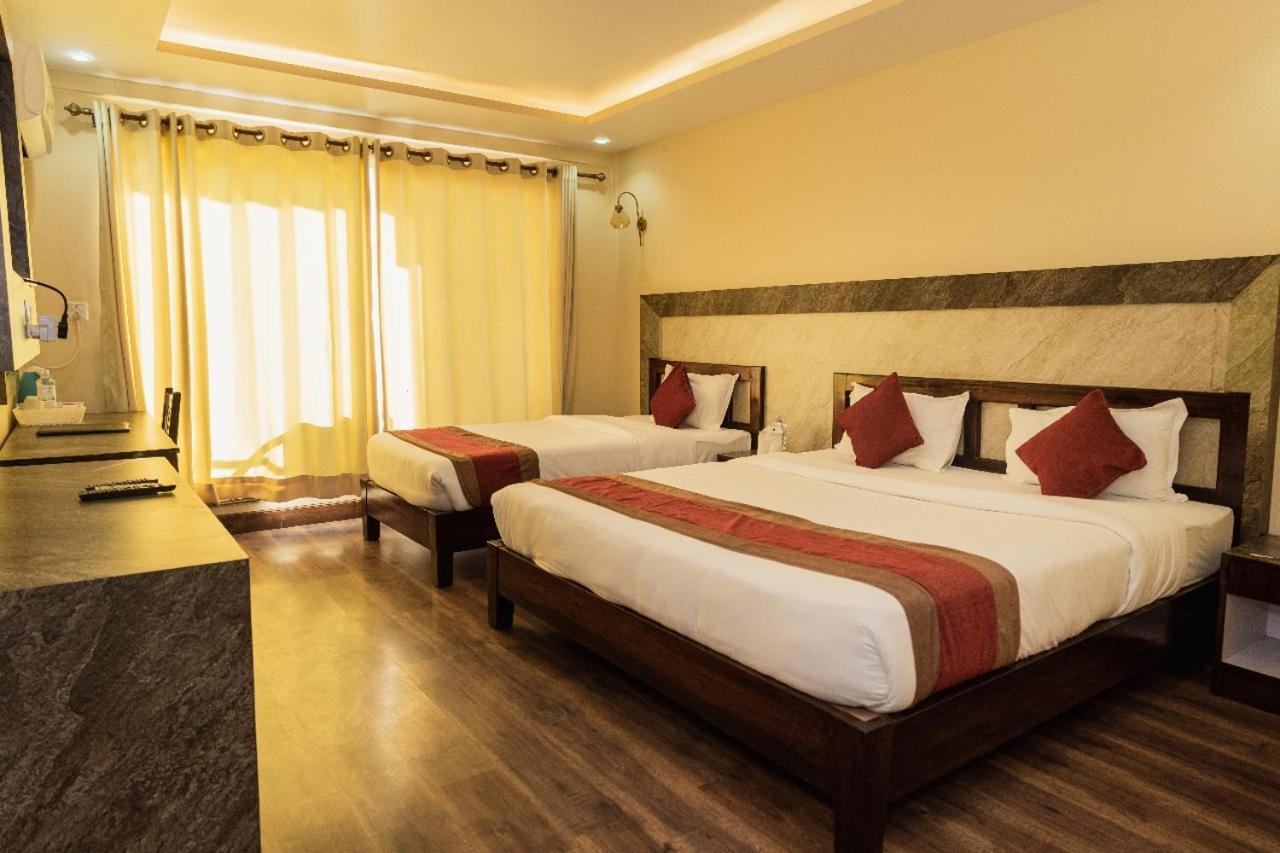 Hotel Chautari Pvt Ltd Nagarkot Eksteriør bilde